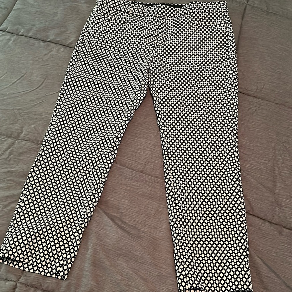 Women’s Banana Republic Sloan Crop pants size 6